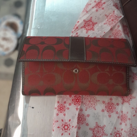 Limited edition Coach  patchwork bag with wallet - Picture 5 of 6